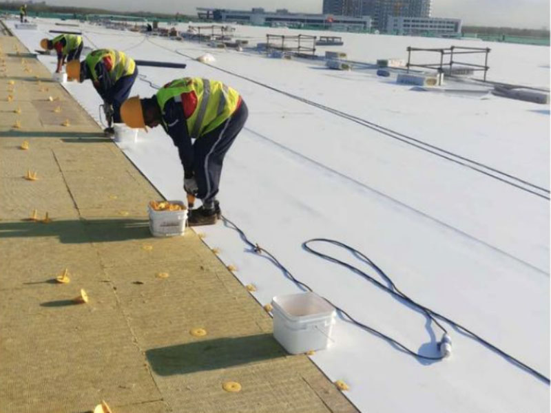 Peralatan kedap air polimer tahan dingin